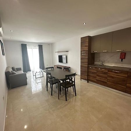 Bright 1 Bedroom Apartment In Noah Apartments, Gzira Exterior photo